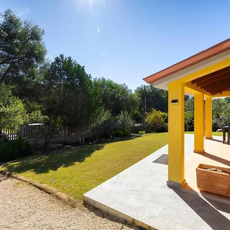 6 Posti Letto Con Giardino Vicino Al Mare * Capitana