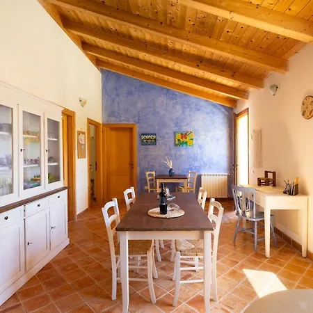 Semesterbostad 6 Posti Letto Con Giardino Vicino Al Mare *